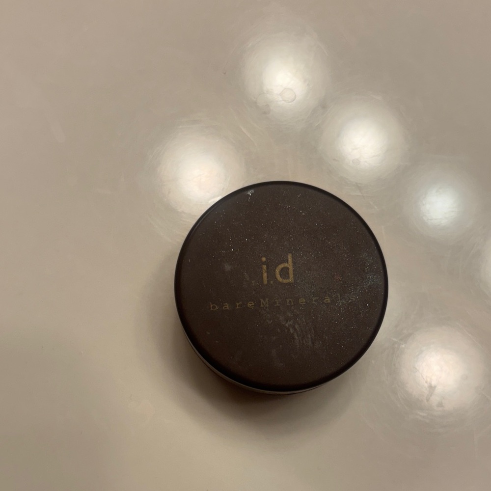 Bare Minerals Riches Gold Infused Blush